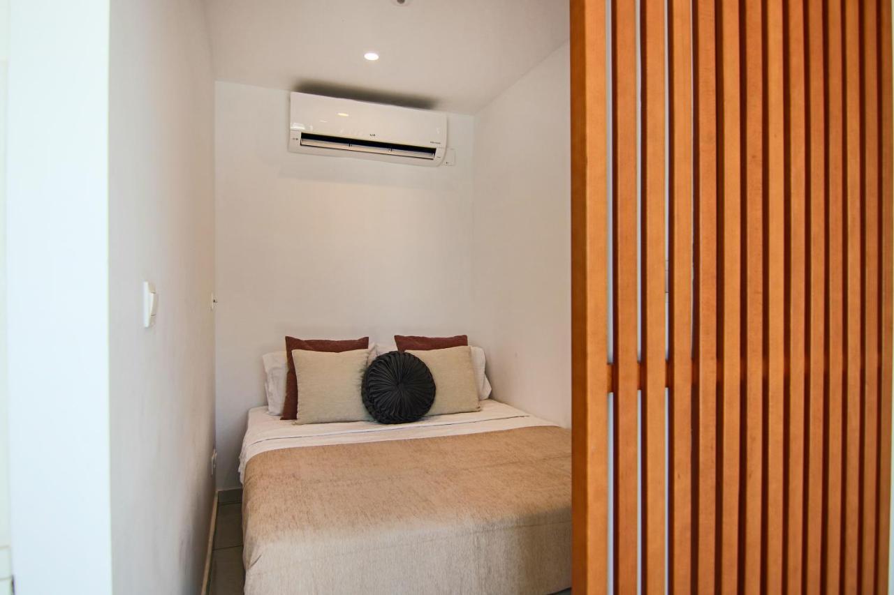 Phaedrus Living - Seaside Luxury Flat Harbour 109 Apartment Paphos Exterior photo