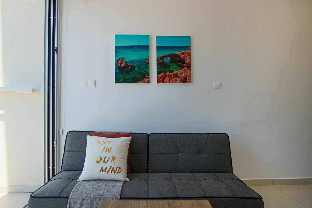 Phaedrus Living - Seaside Luxury Flat Harbour 109 Apartment Paphos Exterior photo